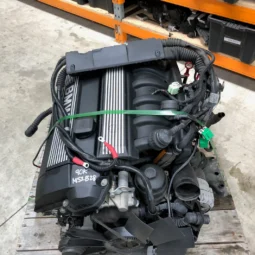 BMW 2.0L 320 E36 M52 Engine